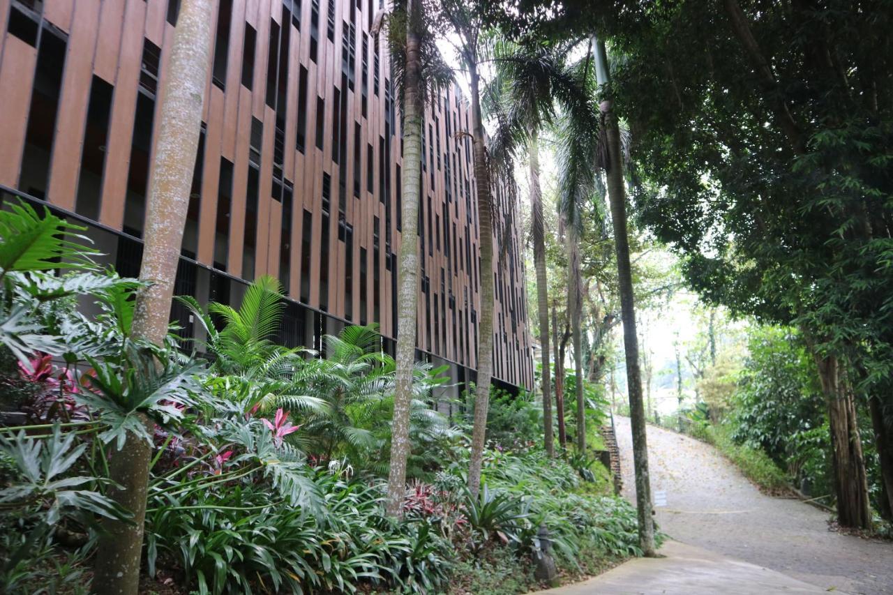 Amanuba Hotel & Resort Rancamaya Bogor Exterior photo