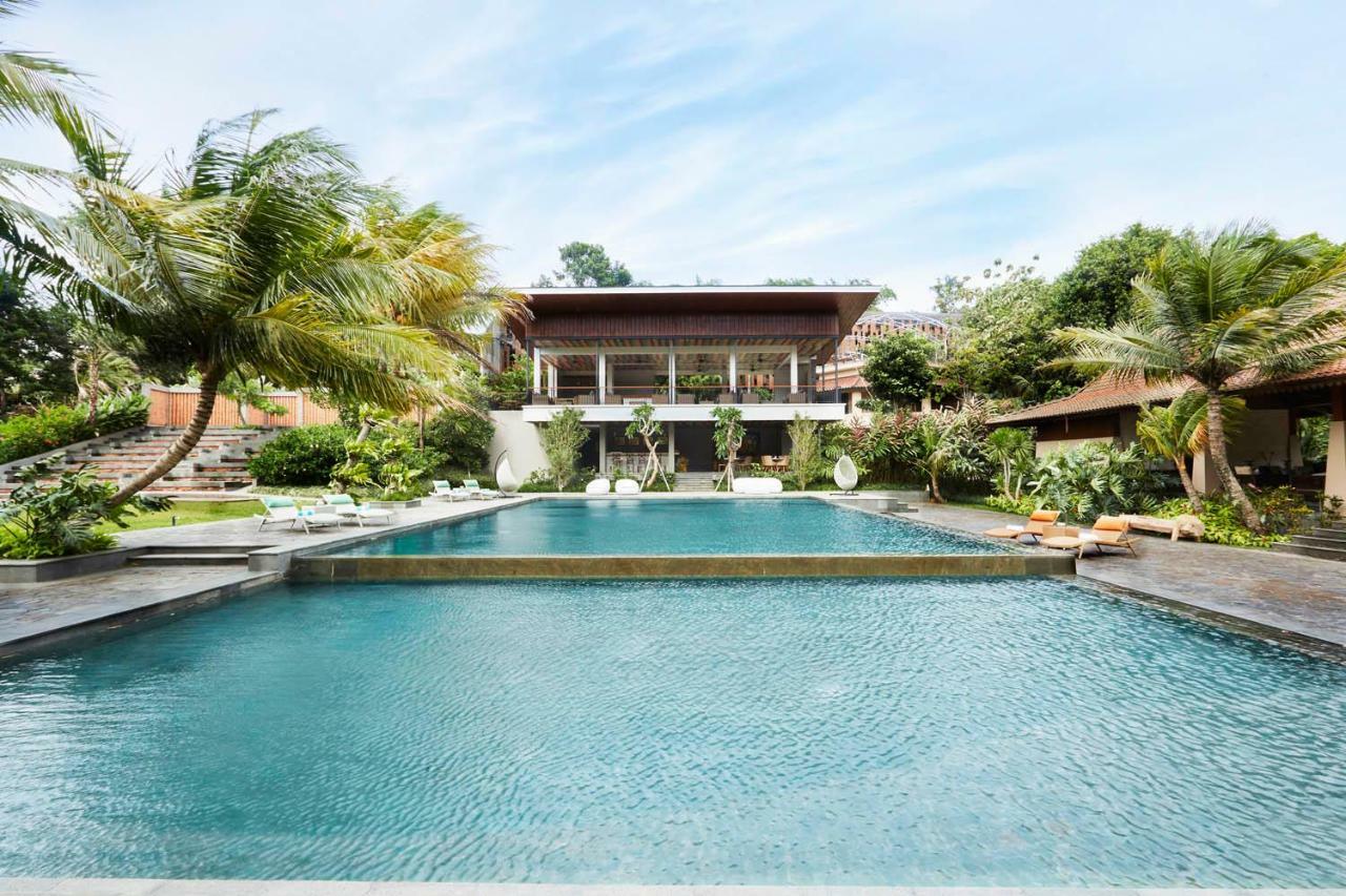 Amanuba Hotel & Resort Rancamaya Bogor Exterior photo